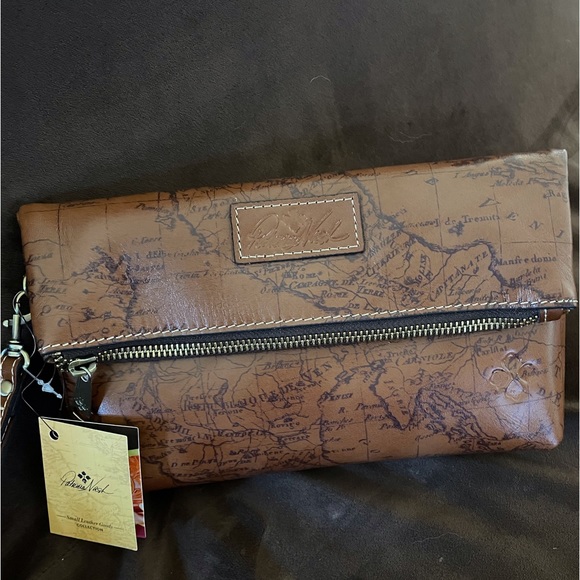 Patricia Nash Brown Map Print Leather Clutch 10 X 6 - Picture 2 of 14